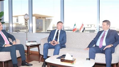 تعاون مصري إيطالي، إنتاج تقاوي وبذور عالية الجودة، وزير الزراعة: تدشين نادي رجال الأعمال المشترك، خلق فرص للاستثمار بين البلدين، والوزير الإيطالي: مصر علمت العالم فنون الزراعة