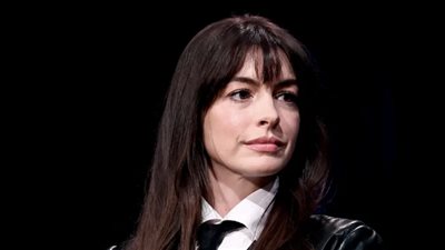 مصفف شعر مشاهير هوليوود: آن هاثاواي عاملتني مثل الخادم، وجنيفر لوبيز تعتبرني قمامة