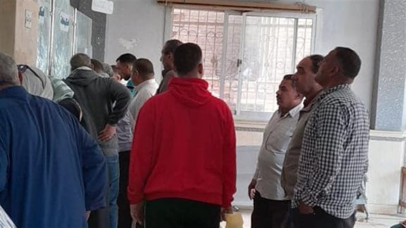 عامريتفقدالمركزالتكنولوجي