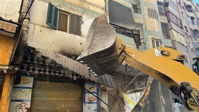 الجيزة تشن حملة مكبرة لإزالة الإشغالات بشارع الدكتور لاشين بفيصل (صور)