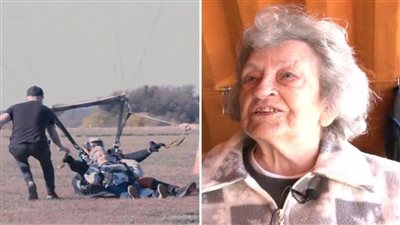 3 أجيال من عائلتها كانوا ينتظرونها، تسعينية تخوض تجربة مثيرة على ارتفاع 10 آلاف قدم (صور)