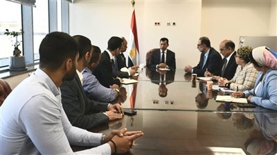 الرياضة وسلامة الغذاء يناقشان التوعية بالمكملات الغذائية وضبط المنتجات مجهولة المصدر