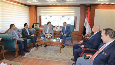 محافظ سوهاج يستقبل وزير الثقافة