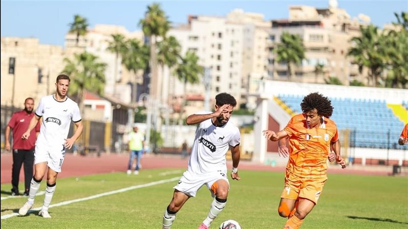 دوري المحترفين،فيتو