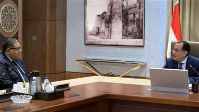 مصر على أعتاب تغيير اقتصادي.. رئيس الوزراء يتشاور مع المفكرين لإعادة الثقة.. زياد بهاء الدين: الحكومة بحاجة لوثيقة سياسة ملكية جديدة.. ومدبولي: نركز على تحقيق الحياد التنافسي لدعم القطاع الاقتصادي