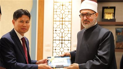 مفتي الجمهورية يبحث مع سفير بروناي تعزيز التعاون المشترك