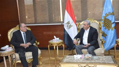 محافظ الغربية يناقش مع وفد جهاز مشروعات الخدمة الوطنية سبل التعاون المشترك 