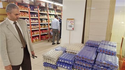 وكيل تموين الإسكندرية يقود جولات ميدانية على السلاسل التجارية والمنافذ التسويقية