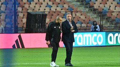 الخطيب ورمضان في حديث خاص علي هامش مران الأهلي استعدادا للعين ( فيديو)