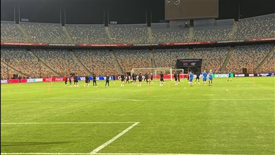 أجواء من المرح تسيطر على مران العين الإماراتي استعدادا لمباراة الأهلي (فيديو)