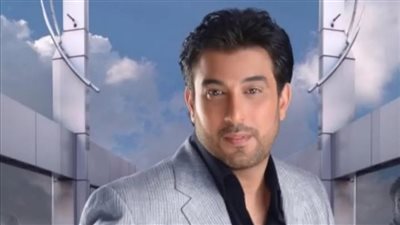  حسام حسنى: شبعت من الشغل مع عمرو دياب.. ومطربو التسعينيات لم يختفوا.. وبغيب عن الجمهور لأنى بغنى وأوزع وأمثل ( حوار )