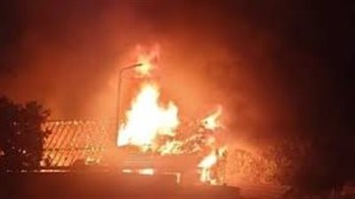 اشتعال حريق في مخزن بأبو صير بالبدرشين (فيديو)