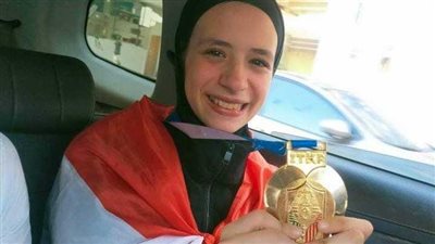 كنت منتظرة التكريم، رسالة عتاب من بطلة العالم للكاراتيه لإدارة مدرستها بعد فصلها