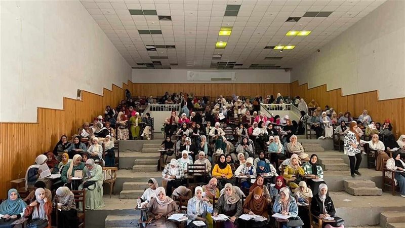 ندوات توعوية بجامعة