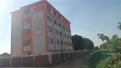 محافظ أسيوط: إنشاء جناح توسعة بمدرسة نجع سبع الثانوية لتقليل الكثافات في الفصول