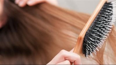 الطرق الصحيحة لتمشيط الشعر، حفاظا على جماله 