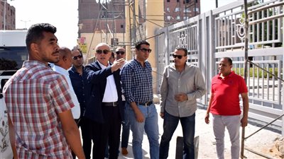 محافظ الأقصر يكلف بتوحيد لافتات المحال التجارية لتناسب الهوية البصرية