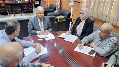 وكيل تعليم الفيوم يلتقي مديري عموم المديرية 