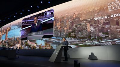 مدبولي من الرياض: مصر تسعى للتحول إلى مركز إقليمي لتصدير الطاقة 