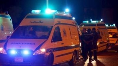 بالفأس، عامل يهاجم زوجته ونجليها بسبب خلافات أسرية في سوهاج 