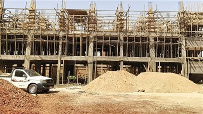 الأبنية التعليمية بأسيوط: إنشاء 21 فصلا جديدا بمدرسة الشهيد ياسر عزت الإعدادية (صور) 