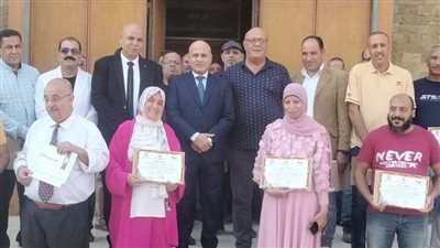 رؤساء 3 مصانع حربية يجتمعون بالعاملين للاستماع لمقترحاتهم 