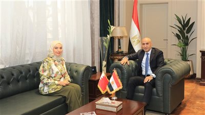 وزير التعليم يبحث مع سفيرة البحرين فرص تعزيز التعاون المشترك 