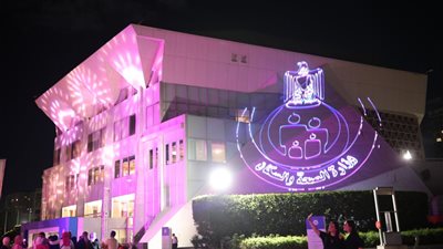 حملة توعوية بأهمية الكشف المبكر عن سرطان الثدي 