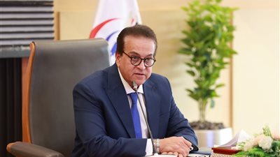 وزير الصحة يستقبل وفدًا من برنامج 