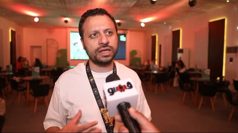 الناقد أحمد شوقي،