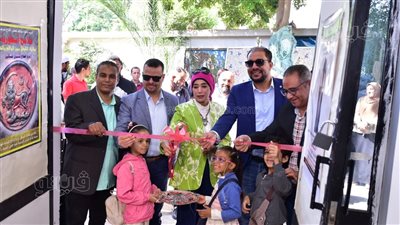 رئيس جامعة الأقصر تفتتح معرض ملامح أسطورية (صور)