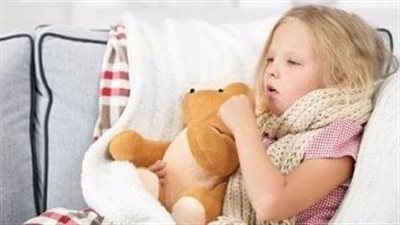 أنواع وأسباب الكحة عند الأطفال، وطرق علاجها 