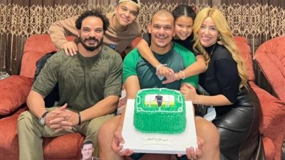 أخبار مصر: العمل بالتوقيت الشتوي اليوم، احتفال أسرة عبد الواحد السيد بعودته، منخفض جوي يضرب مصر، ارتفاع جديد في سعر الذهب