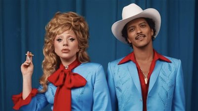 برونو مارس وليدي جاجا يبهران الجمهور في لاس فيجاس (فيديو) 