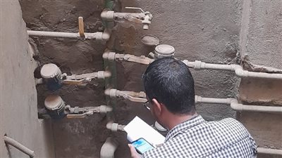 هل يتحمل المواطنون أعباء مالية بعد تطبيق قانون مرفق مياه الشرب؟ 