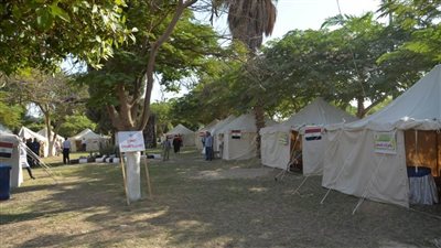 محافظ أسيوط يتفقد معسكر الإيواء العاجل بالحديقة الدولية (صور) 