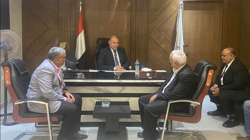 الدكتور خالد عبد