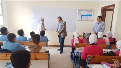 وكيل تعليم البحيرة يتفقد مدارس إدارتي المحمودية ورشيد (صور) 