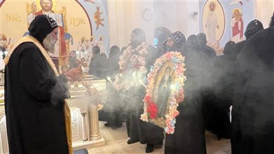 الأنبا ديسقورس يترأس احتفالات عيد القديس يحنس القصير