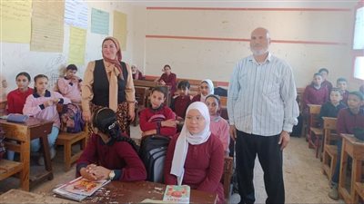 وكيل تعليم دمياط تتابع سير العملية التعليمية وانتظام الدراسة بالمدارس