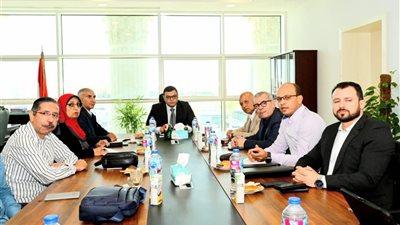 وزير الإسكان يتابع موقف تنفيذ المشروعات التنموية بإقليم الساحل الشمالى الغربى