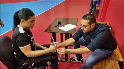 بحضور رئيس الاتحاد، مناقشة أول دكتوراه في التغذية العلاجية للاعبي منتخب اليد بجامعة المنصورة (صور)