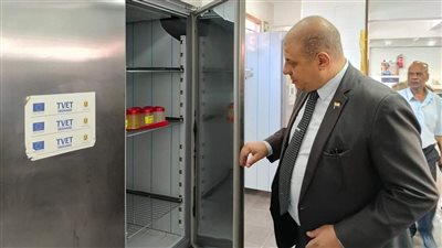 وكيل التعليم بقنا يتفقد المدارس الفندقية (صور)