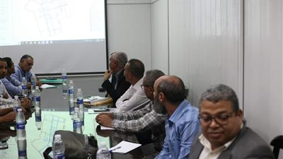 جامعة جنوب الوادي تناقش الموقف التنفيذي لمشروع رسم الخرائط الدقيقة للمرافق (صور)