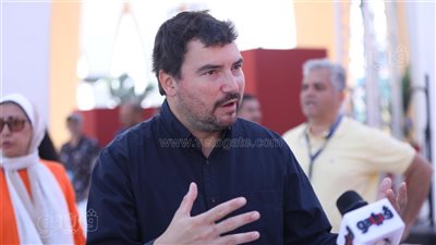 المخرج جوناثان ميليت لـ فيتو: شباب كتير حضروا للجونة بسبب حبهم للسينما (فيديو)