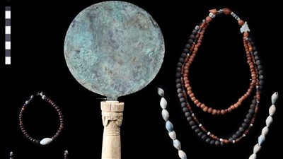 الآثار تعلن الكشف عن أول مقبرة من عصر الدولة الوسطى بجبانة العساسيف (صور)