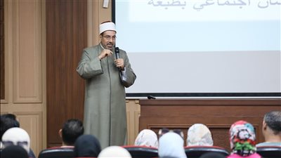 ضوابط استخدام وسائل التواصل الاجتماعي، محاضرة توعوية لشباب السويس بالعالمي للفتوى 