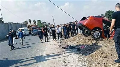 النيابة تحقق في مصرع طفلة وإصابة أفراد أسرتها سقطت سيارتهم في ترعة المريوطية