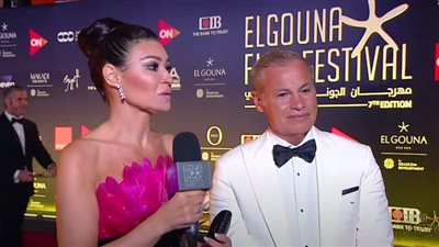 أروى جودة برفقة زوجها في ختام مهرجان الجونة السينمائي 