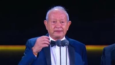 مهرجان الجونة يسدل الستار على فعاليات دورته السابعة، نجوم الفن يدعمون الشعب الفلسطيني بحفل الختام، وساويرس يقدم جائزة سينما من أجل الإنسانية لفيلم 